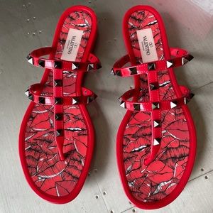 Valentino pvc jelly res lipstick thong sz 40 includes box.